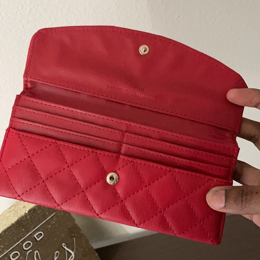 Wallet - Picture 2 of 3